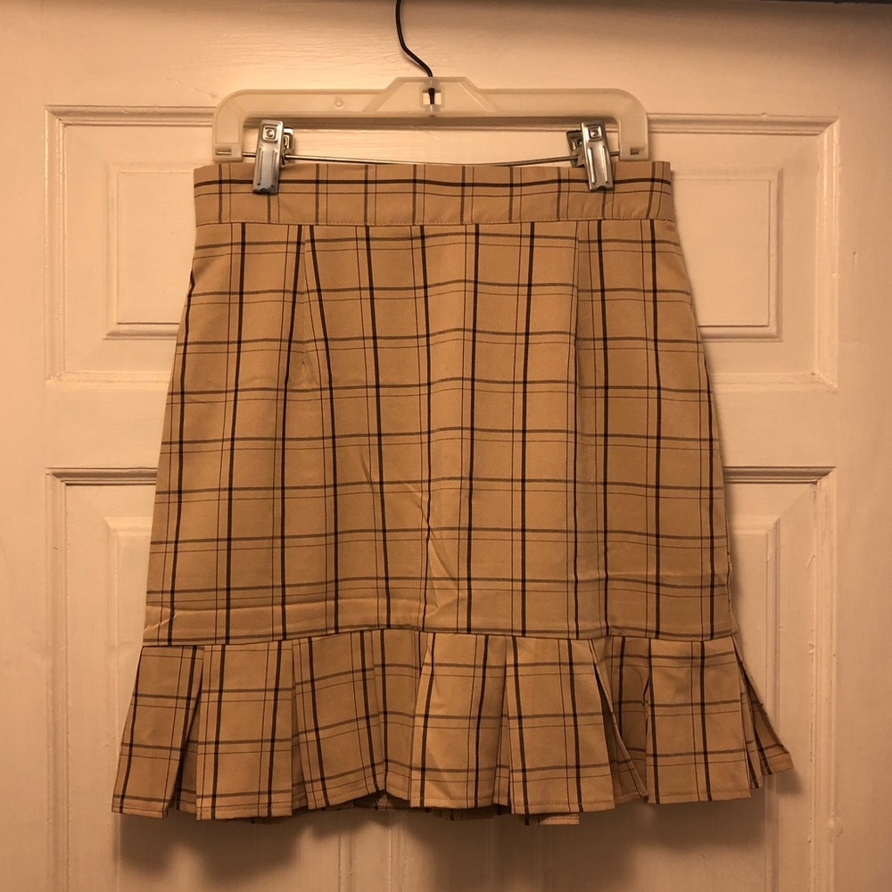 NWT Daisy Street Tan Checked Mini Skirt